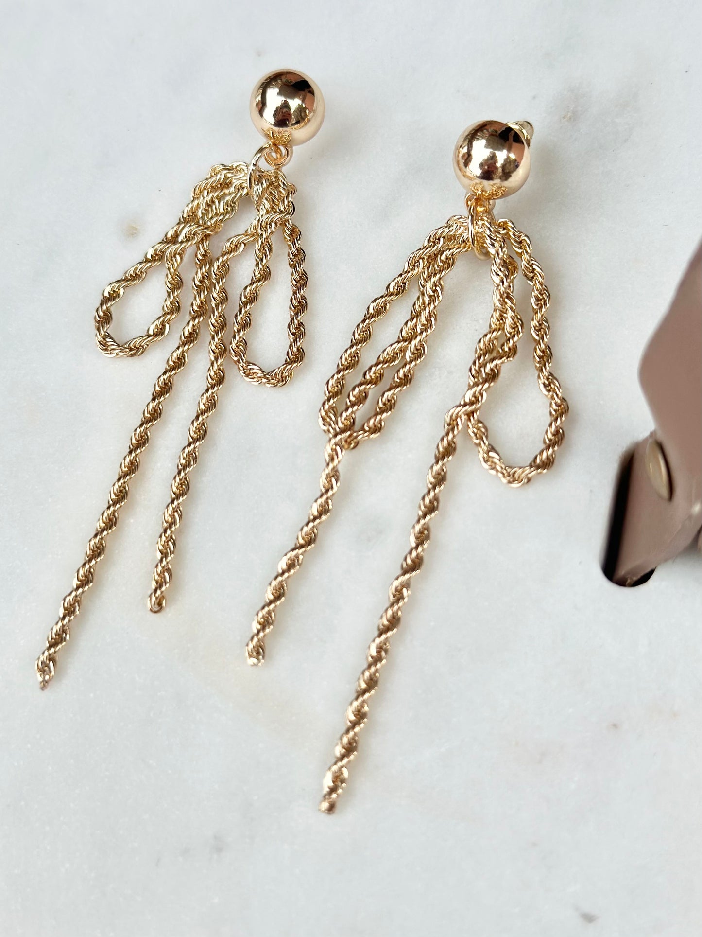 rope texture bow earrings