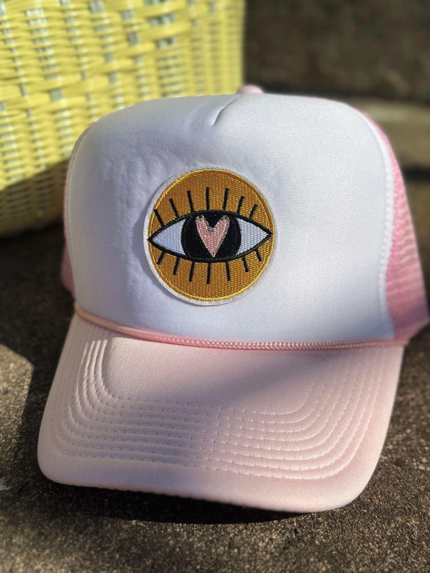 an eye for a good trucker