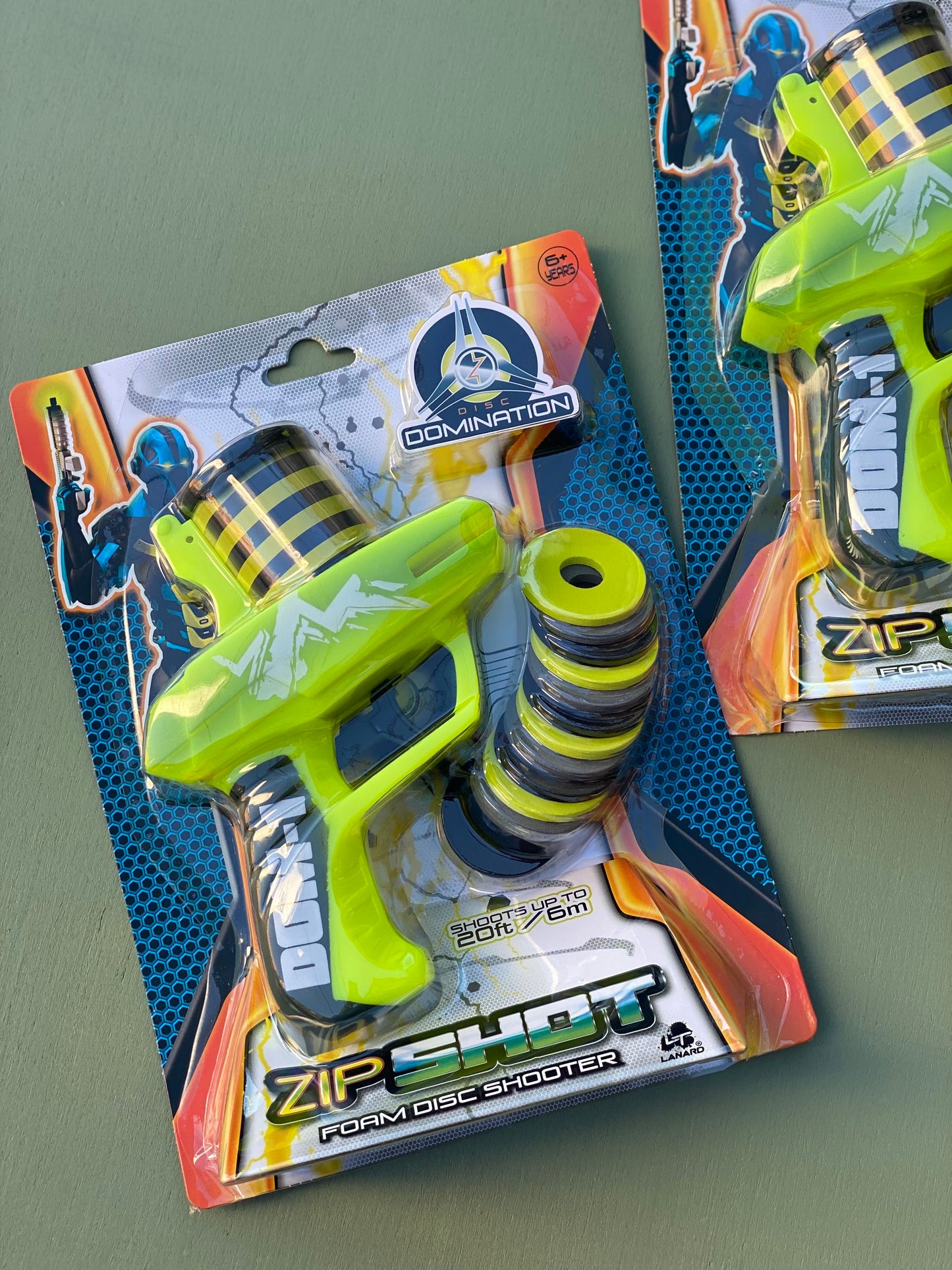 Lanard disc domination zip shot