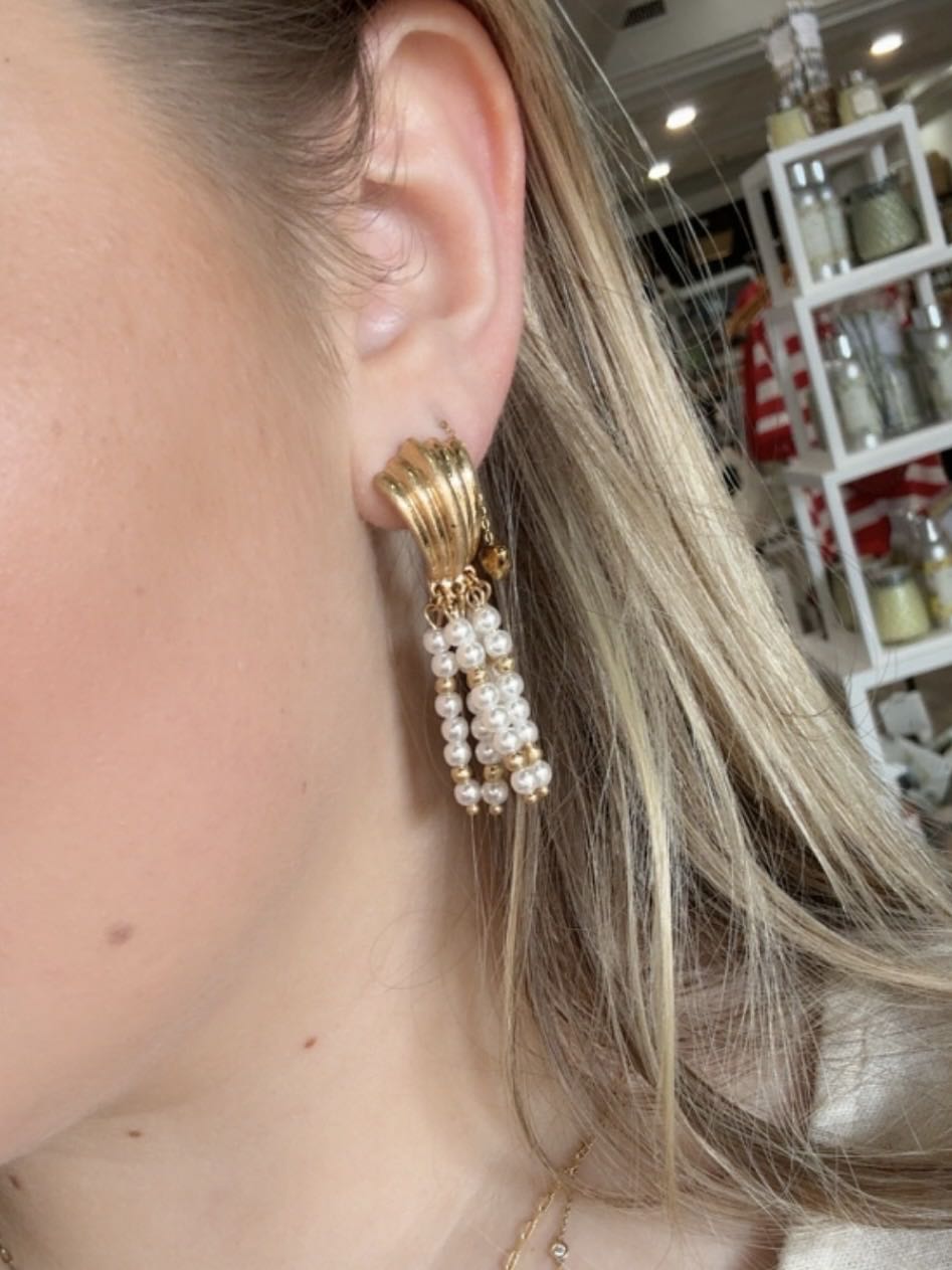 pearly girly earrings