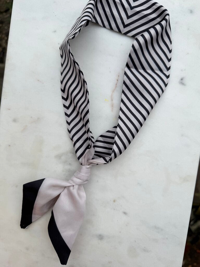 the avie twilly scarf