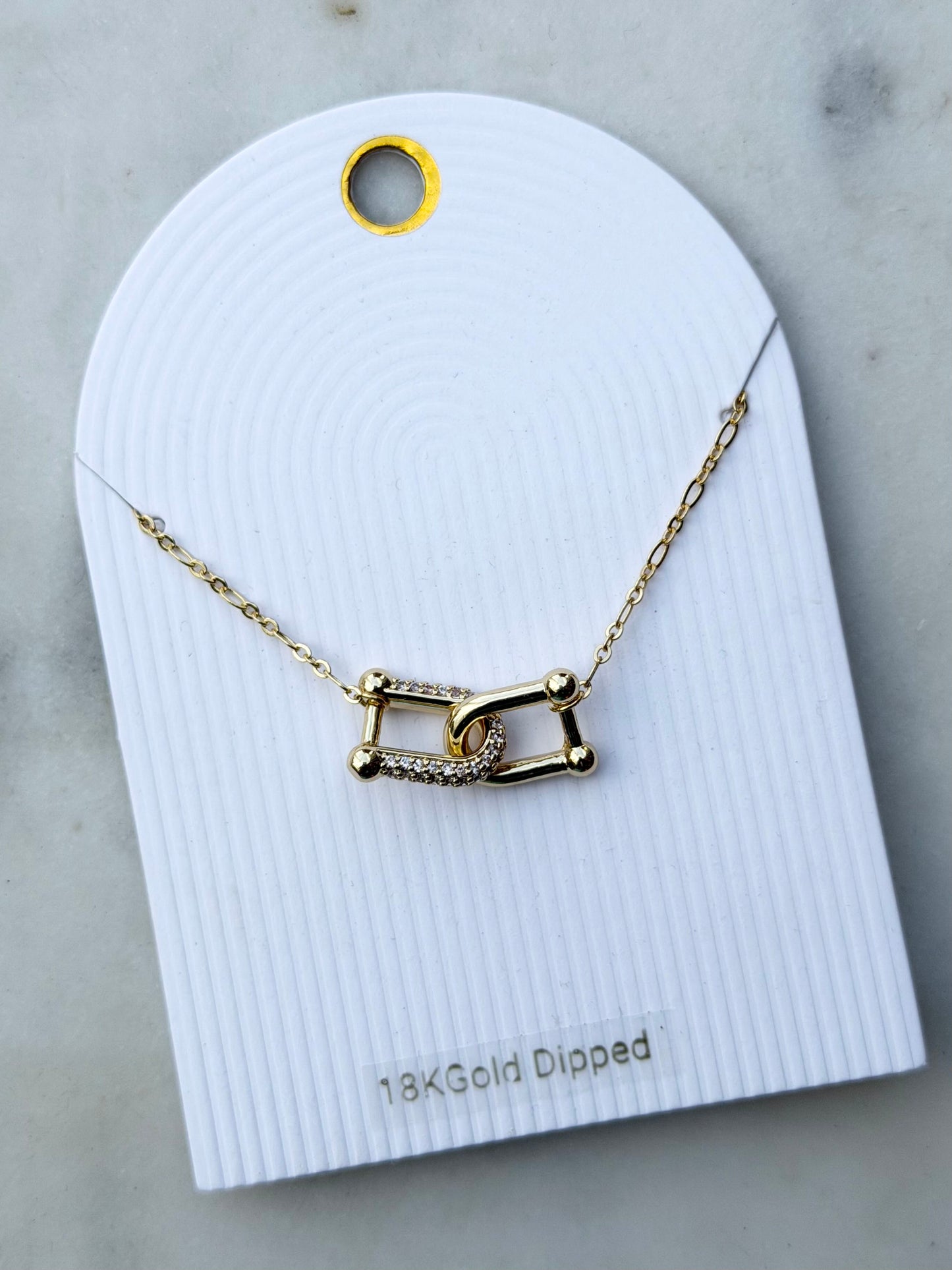 the goldie necklace - locked in