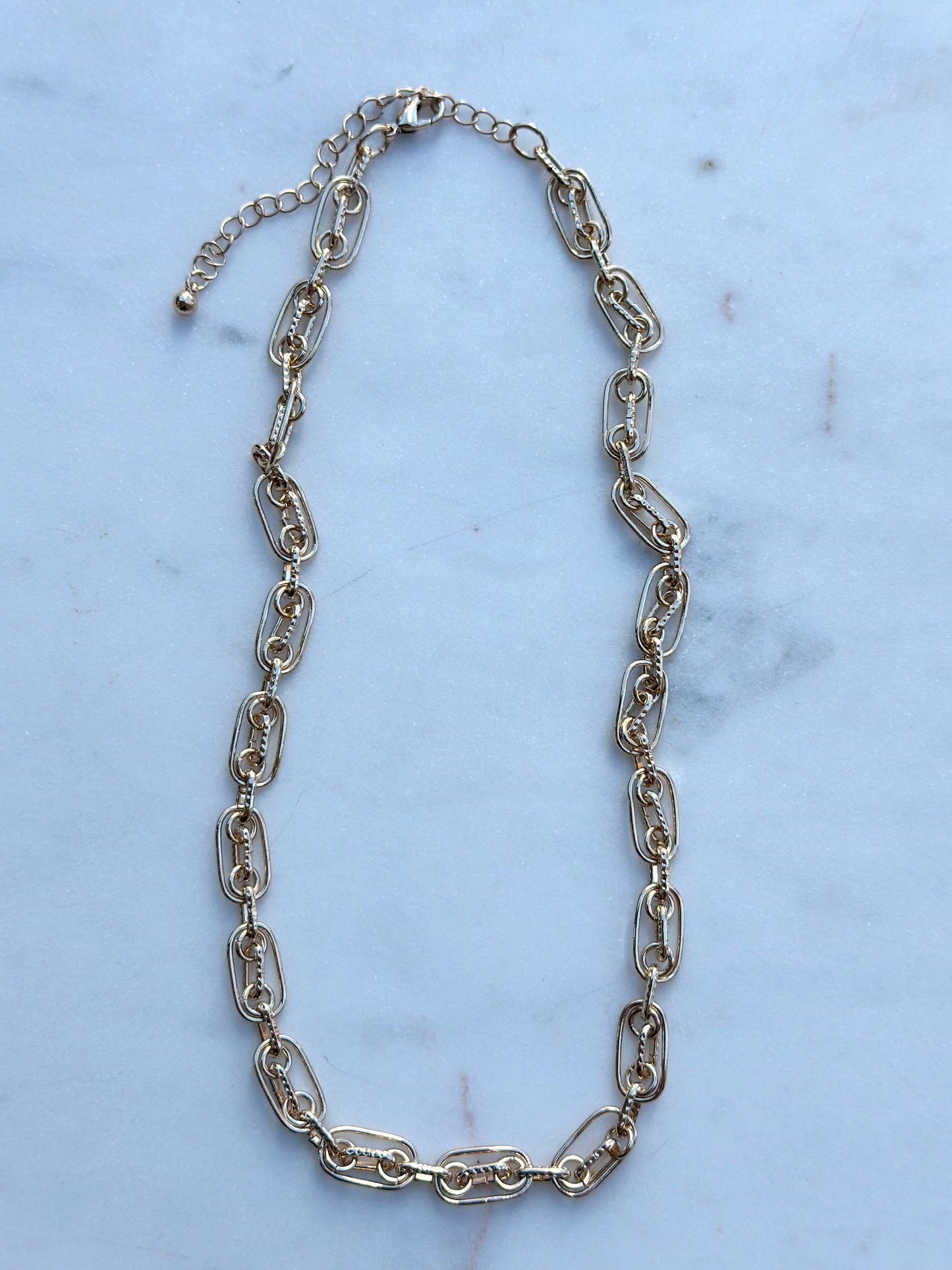 the linked up necklace