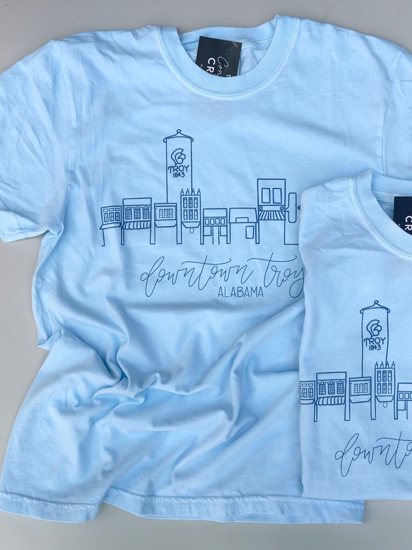 downtown troy tee in chambray