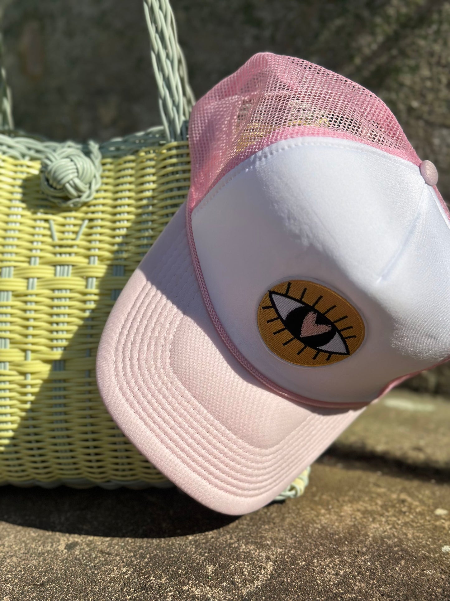 an eye for a good trucker
