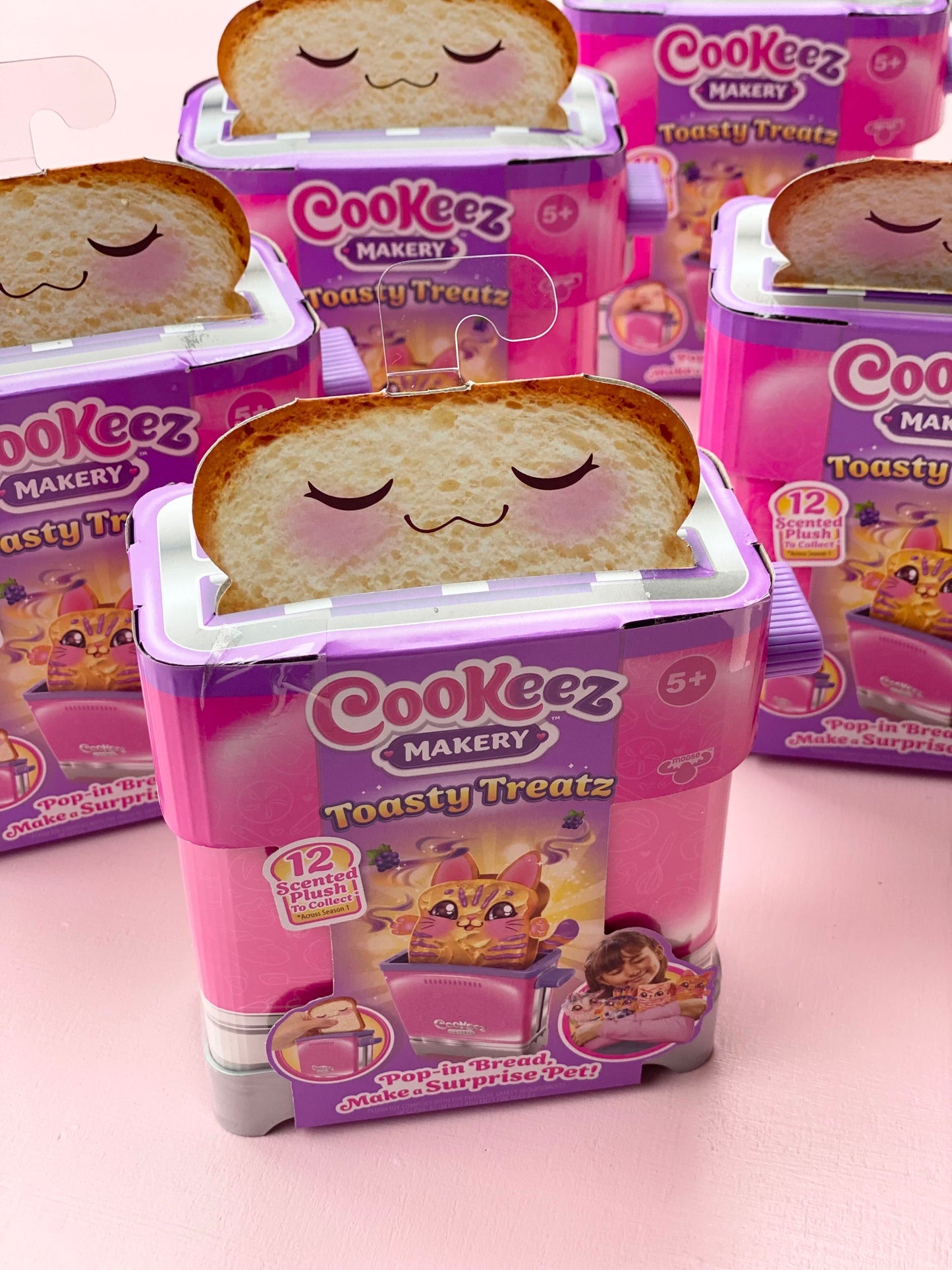 moose toys cookeez makery toasty treatz