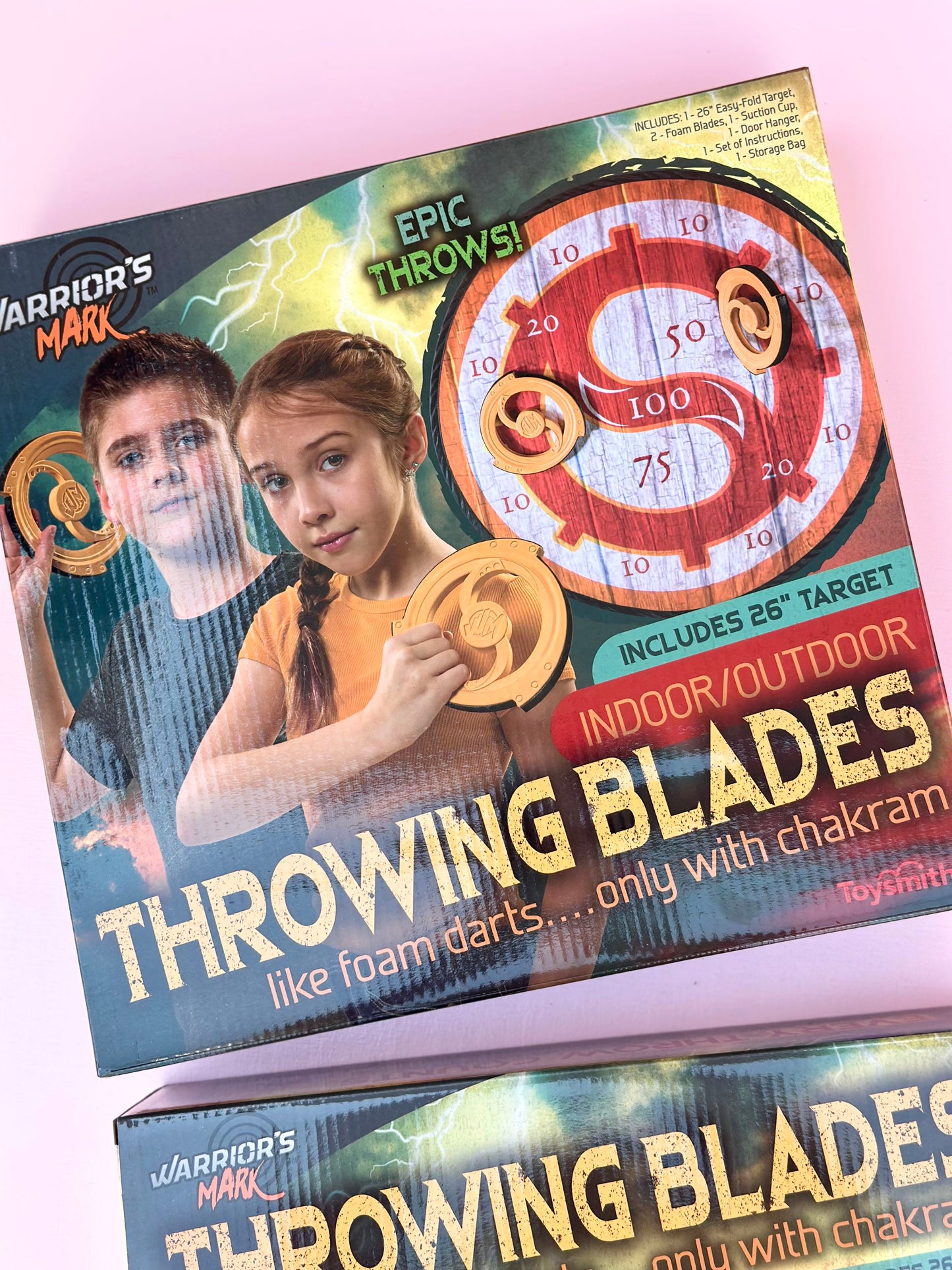 warriors mark indoor/outdoor throwing blades game