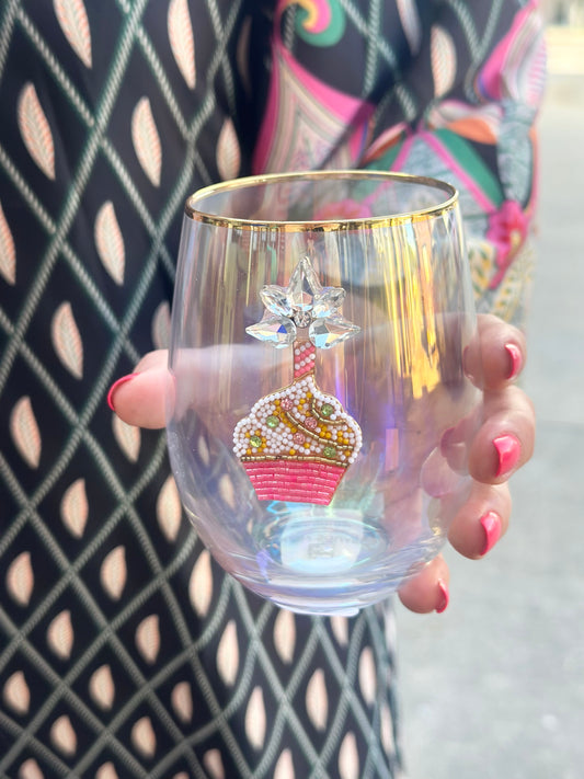 piece of cup-cake stemless wine glass