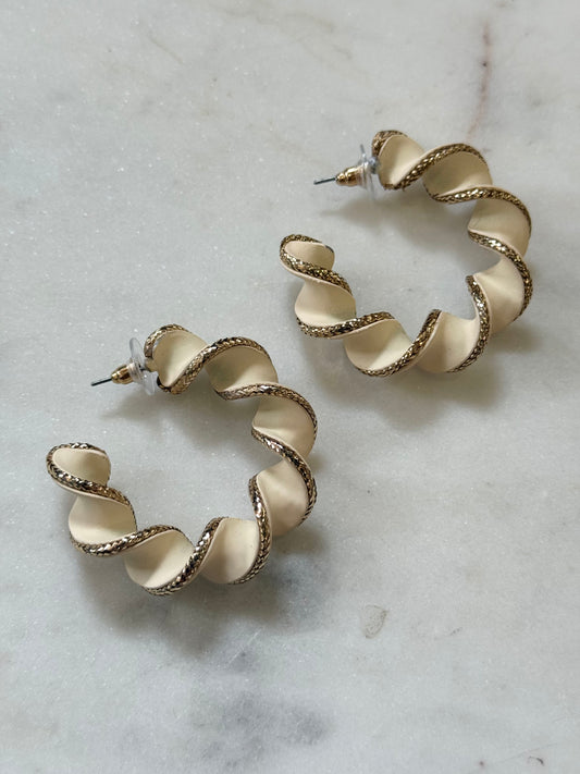 the meadows twisted hoops