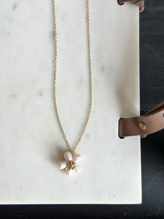 looking fresh necklace