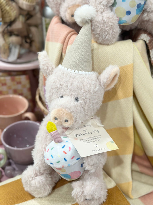 piggy wigg the singing birthday pig