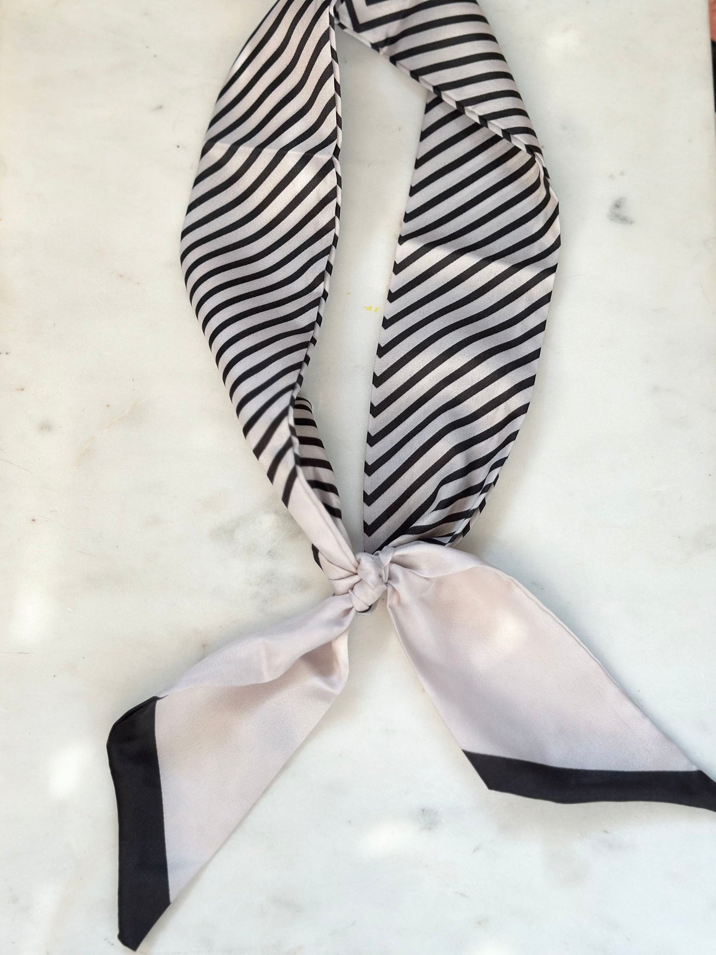 the apricot twilly scarf
