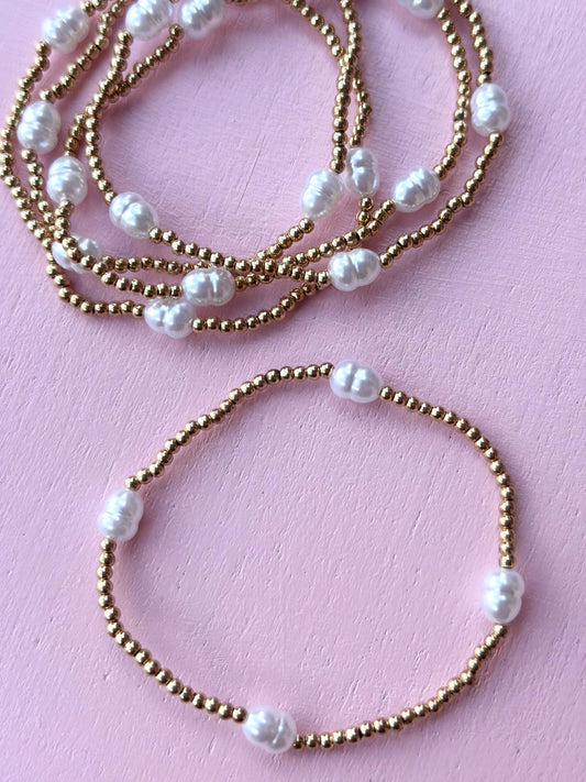 gold and pearl bead stretch bracelet