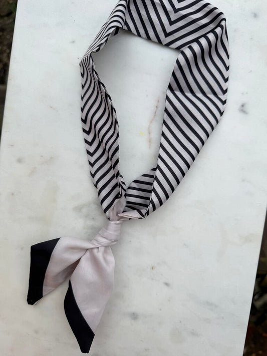 the avie twilly scarf
