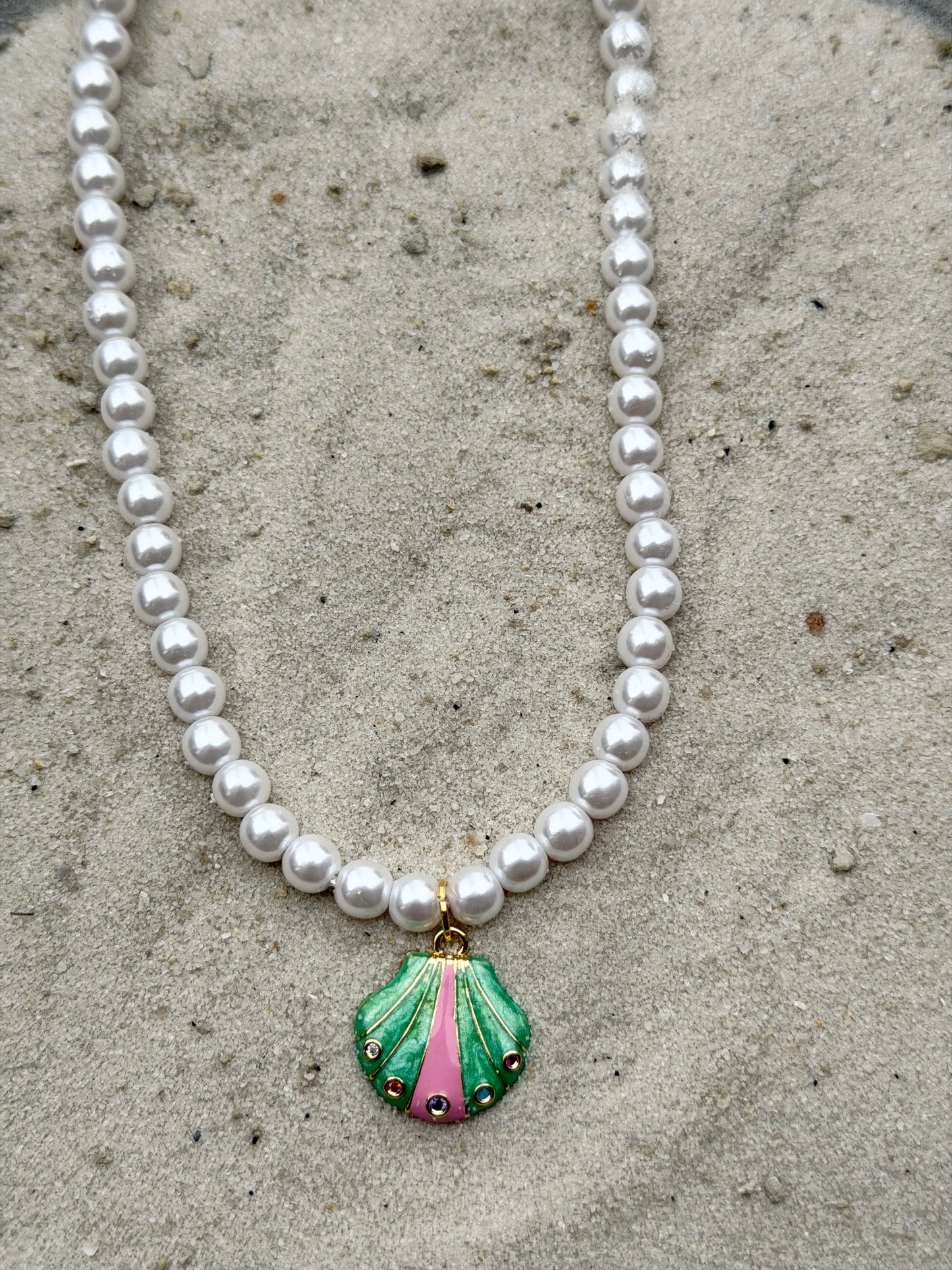 colorful seashell pearl necklace