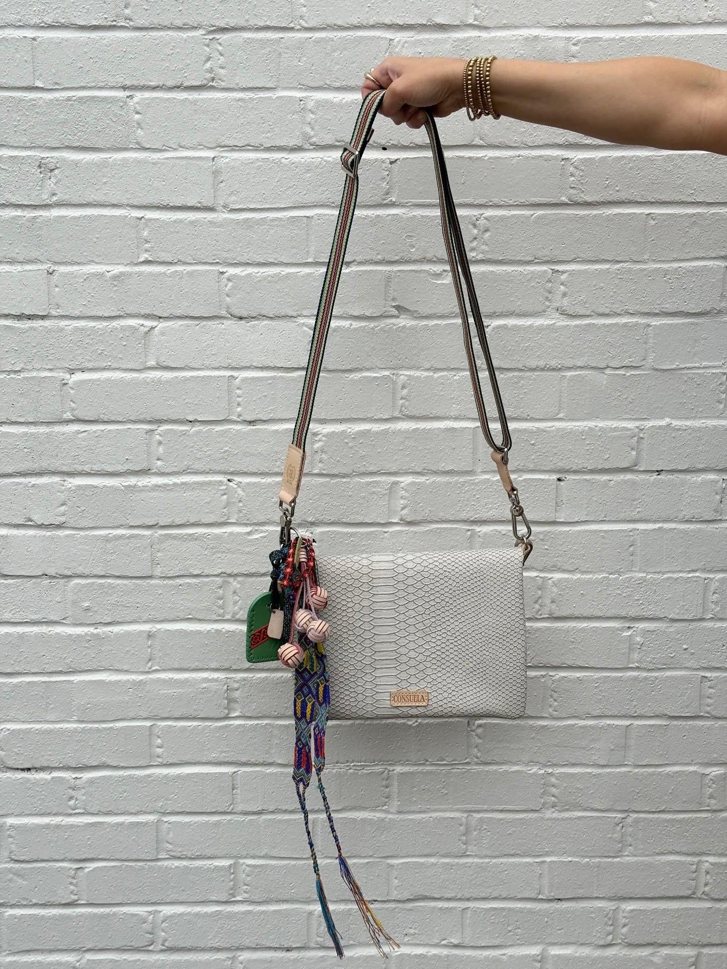 metro crossbody - thunderbird