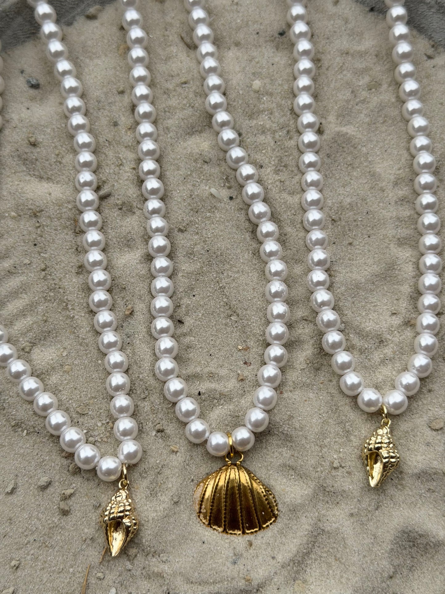 seashell pearl necklace