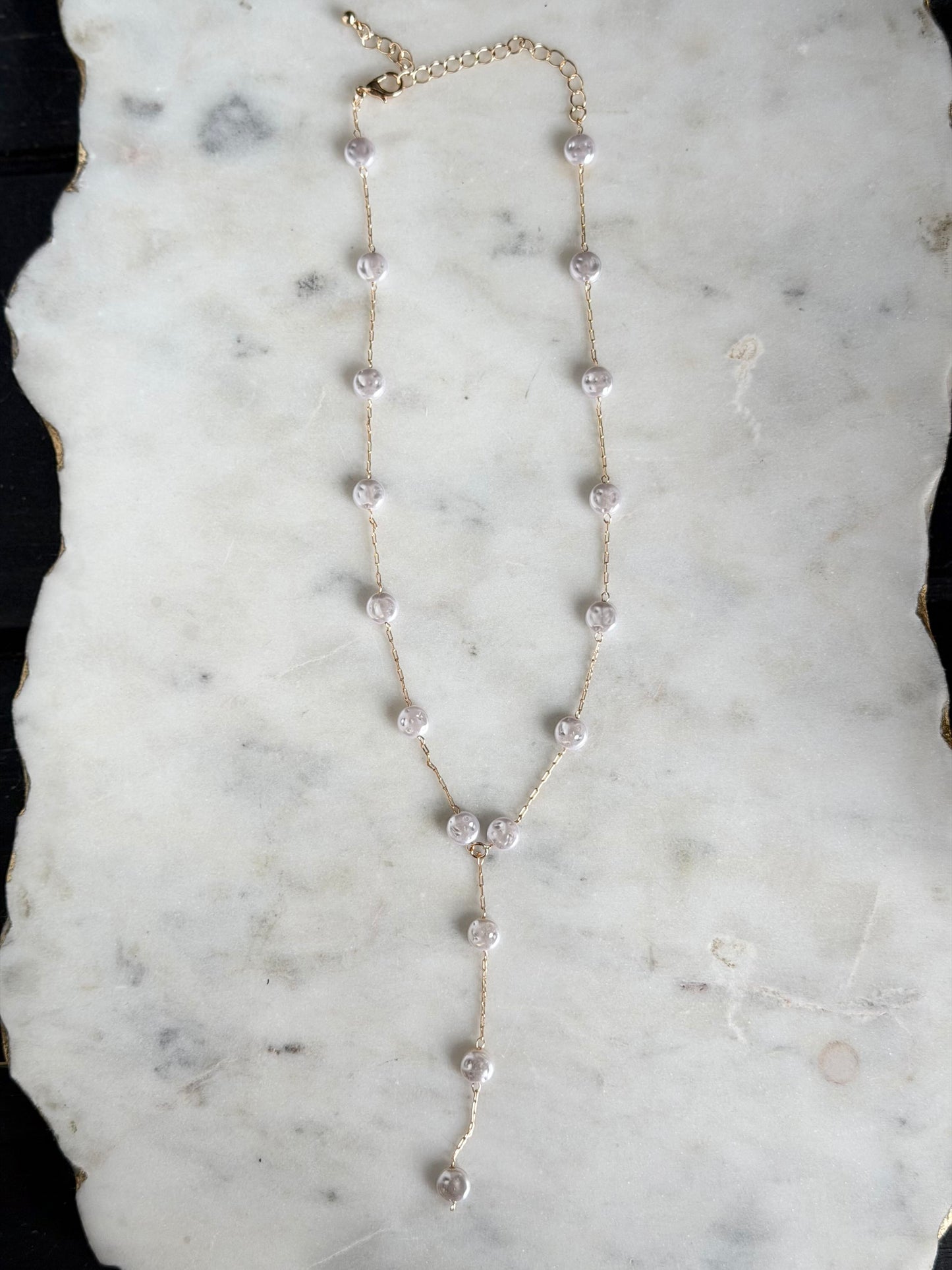 drop the pearls necklace