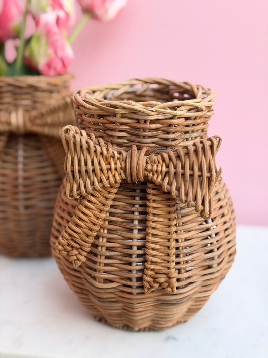 hand woven rattan vase with bow - basic
