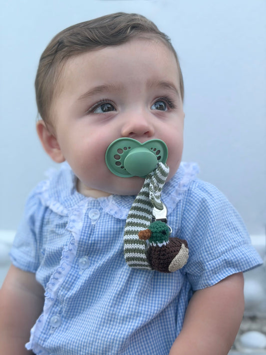 crochet paci clip - duck