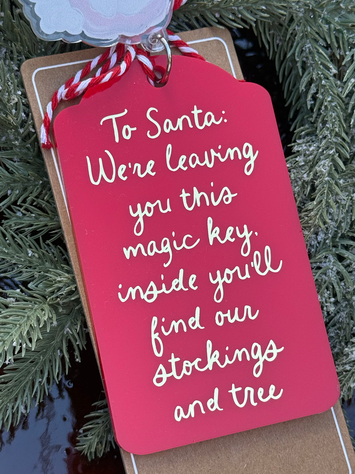 santas magic key - red