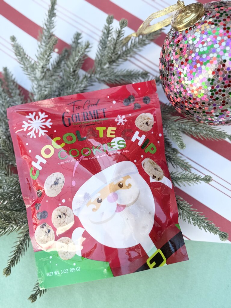 chocolate chip cookies - santa