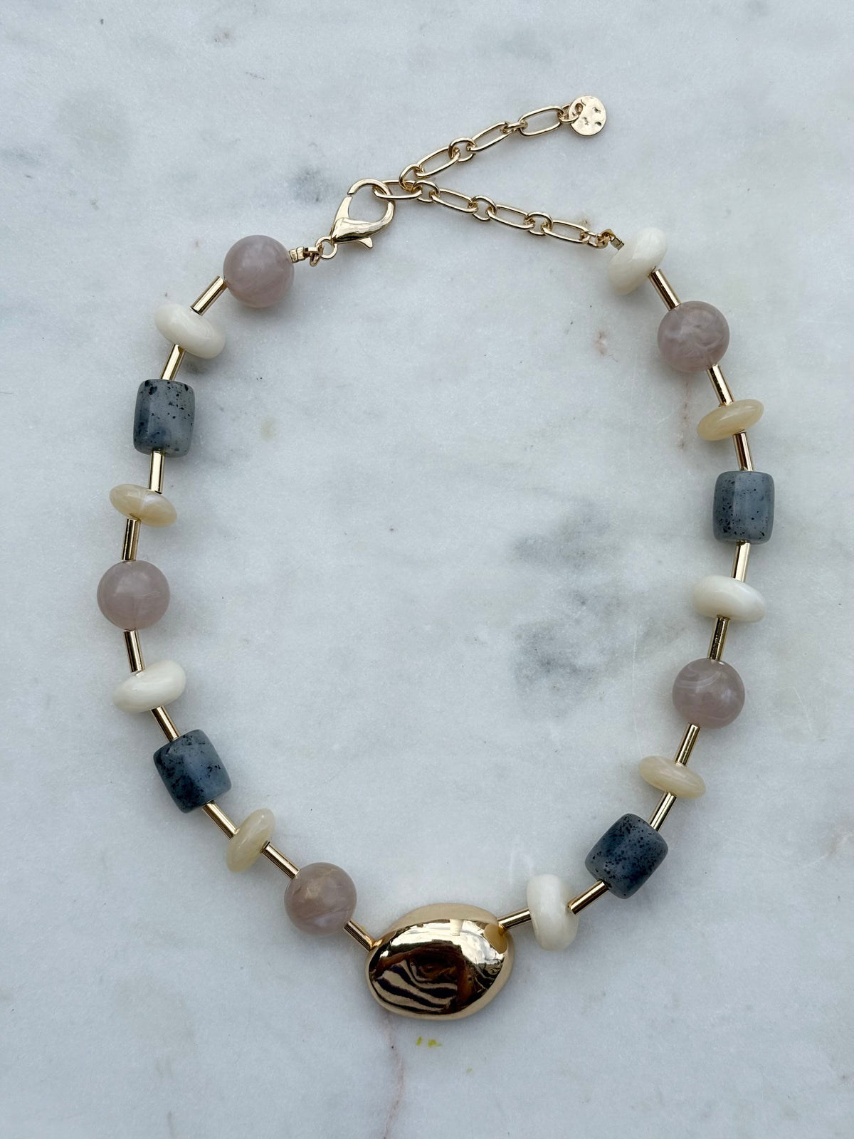 the tuck necklace